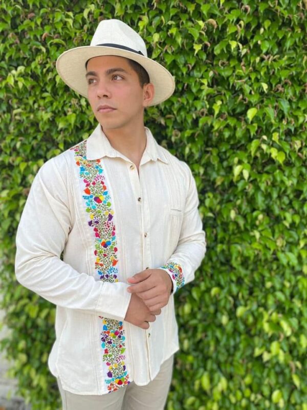 Guayabera Jardin - Image 2