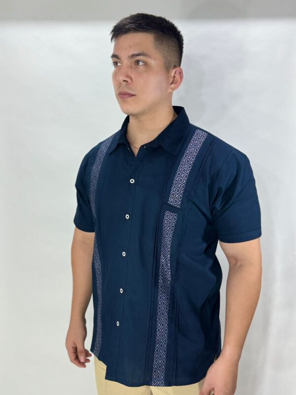Guayabera Marino - Image 2