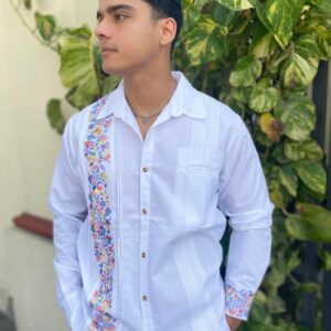 Guayabera Escencia Pastel