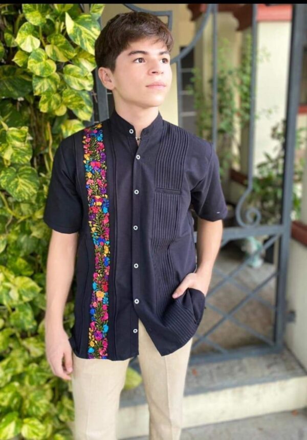 Guayabera Rincon de Flores Mao - Image 3
