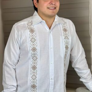 GUAYABERA ROMBOS CAFE